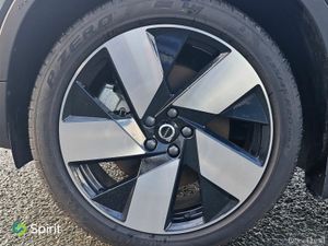 Volvo EX40 Fully Electric, Single Moto,r Extended - Image 2