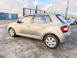 Skoda Fabia 2015 1.0 litter petrol Fresh NCT - Image 4