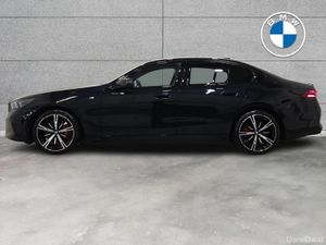 BMW i5 eDrive40 M Sport Pro Saloon - Image 4