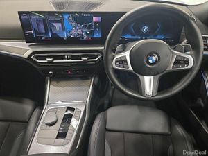 BMW 3-Series 320i M Sport Saloon - Image 4