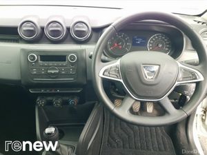 Dacia Duster ESSENTIAL - Image 2