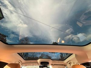 Lexus RZ 450 E PREMIUM PLUS PAN ROOF - Image 3