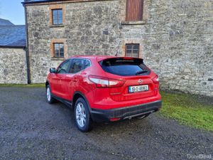Nissan Qashqai diesel ( NCT and TAX ) - Image 4