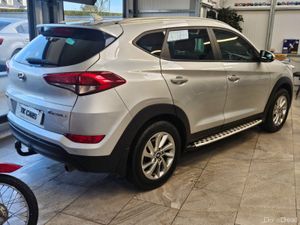 17 HYUNDAI TUCSON COMFORT PLUS - Image 2