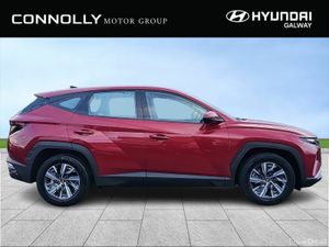 Hyundai Tucson 2WD Comfort Plus - €303 p/m ** JUST - Image 3