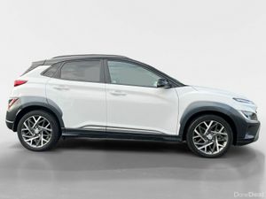 Hyundai KONA 1.6 HYBRID Executive Two Tone Roof Au - Image 2