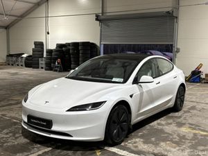 Tesla Model 3 Long Range All Wheel Drive - Image 2