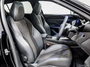 Peugeot 308 E-GT 54kWh Auto 156HP - Image 3