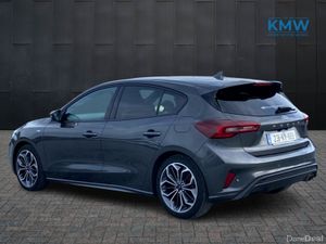 Ford Focus ST-Line X 1.0 MHEV 125BHP... Full leath - Image 4