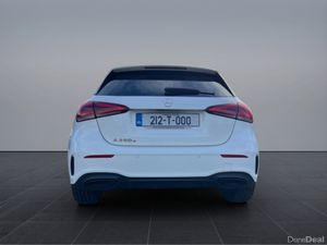 Mercedes-Benz A-Class 250 AMG LINE ED EXECUTIVE E - Image 3