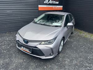 Toyota Corolla 1.8 HYBRID SALOON - Image 3