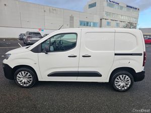 Peugeot Partner 1.5 HDI, PROFESSIONAL PLUS, VAT IN - Image 2