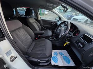 Volkswagen Polo 1.2 TSI AUTOMATIC ALLOYS REV CAMER - Image 2