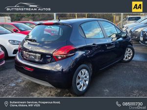 Peugeot 208 1.2 AUTO STYLE ONLY 33K KMS - Image 2