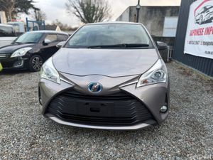 Toyota Vitz 2017 - Image 4
