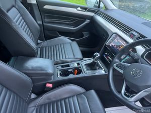 Volkswagen Passat 2021 rline manual - Image 4