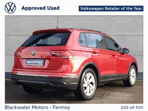 Volkswagen Tiguan 2.0TDI 122BHP LIFE WITH REAR VIE - Image 4