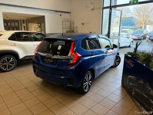 Honda Fit 1.5 Petrol HYBRID 5DR AUTO. Immaculate C - Image 3