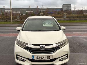 2016 Honda Shuttle 1.5 Hybrid HIGH SPEC - Image 2