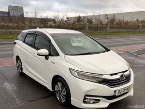 2016 Honda Shuttle 1.5 Hybrid HIGH SPEC - Image 3