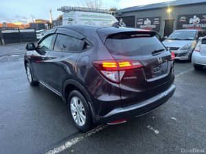 2015 HONDA VEZEL HYBRID 1.5L  AUTOMATIC FRESH NCT - Image 3