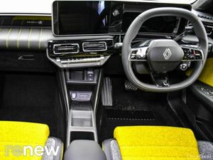 Renault 5 52KW 150hp Iconic Order Your 261 Today! - Image 3