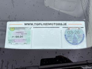 ///PLATINUIM MODEL//FULL LEATHER//LOW MILES/// - Image 2