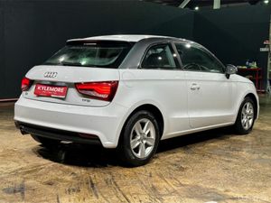 Audi A1 AUTOMATIC 1.0L TFSI - FACTORY ALLOYS - PUS - Image 4