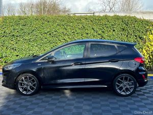 Ford Fiesta ST-LINE 1.0T // VERY LOW MILEAGE // 17 - Image 3