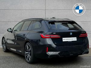 BMW i5 eDrive40 M Sport Pro Touring - Image 3