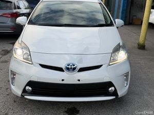 2014 Toyota Prius Hybrid Automatic - Image 2