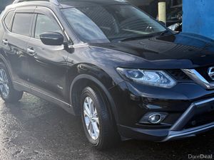 2017 Nissan Xtrail  Hybrid Automatic - Image 3