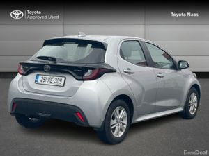 Toyota Yaris Yaris Hybrid 115 Luna - Image 2