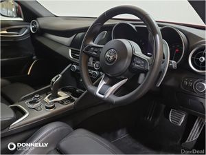 Alfa Romeo Giulia Saloon Veloce - Image 4
