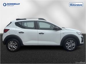 Dacia Sandero Stepway Hatchback Essential - Image 2