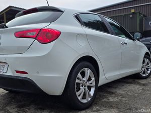 🔥 2014 Alfa Romeo Giulietta Distinctive 1.6 JTDM - Image 3