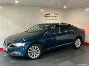 Volkswagen Passat BUSINESS 2.0 TDI MANUAL 6SPEED F - Image 2