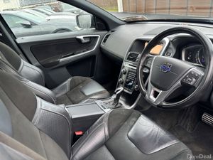 Volvo XC60 2017 R-Design Automatic - Image 3