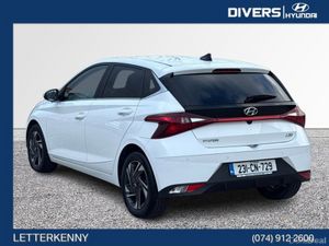 Hyundai i20 Deluxe Plus - Image 2