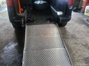 Wheelchair accessible Citroen Berlingo 2018 - Image 4