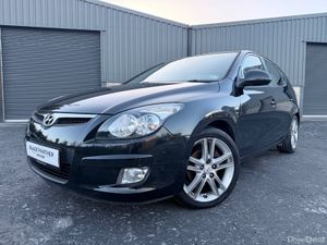 Hyundai i30 09’ Premium 1.6 Diesel LOW MILEAGE - Image 2