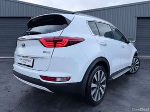 Kia Sportage 161’ GSE 1.7 LOW MILEAGE/HIGH SPEC - Image 4