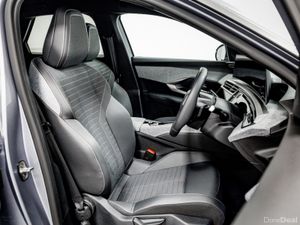 Peugeot 3008 Allure 1.2 Petrol Hybrid Auto 145HP - Image 3