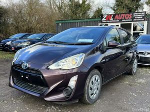 14 TOYOTA AQUA PUSH START - Image 2