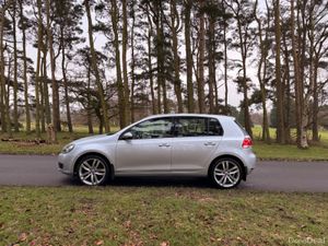 Volkswagen Golf Automatic Irish Car Low KM - Image 4