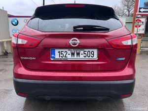 152 Nissan Qashqai 1.5D SVE 360 Pan Roof  Warranty - Image 3