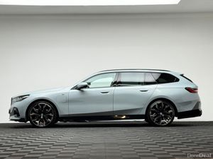 BMW 5-Series 530E M SPORT - Image 4