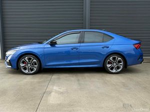 Skoda Octavia 2.0 TDI VRS AUTO 200BHP - Image 4