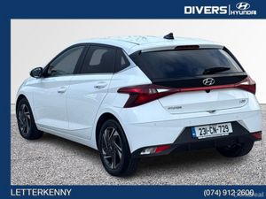 Hyundai i20 Deluxe Plus - Image 2