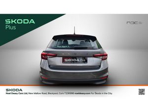 Skoda Fabia SELECTION 1.0 MPI 80HP- F+R PARK ASSIS - Image 4